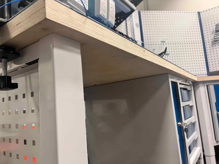 Стол-верстак Craft 1602.L25.5 купить в Самаре Стол-верстак Craft 1602.L25.5 купить в Самаре