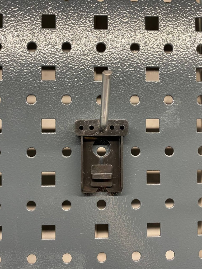 Крючок наклонный 50 мм купить в Самаре Крючок наклонный 50 мм купить в Самаре